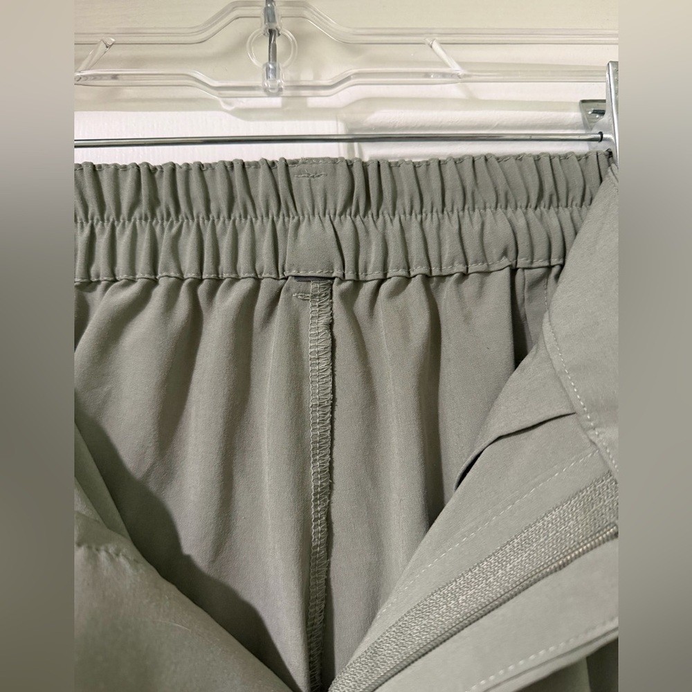 Vuori villa trousers, size S, color Laurel - Picture 4 of 9